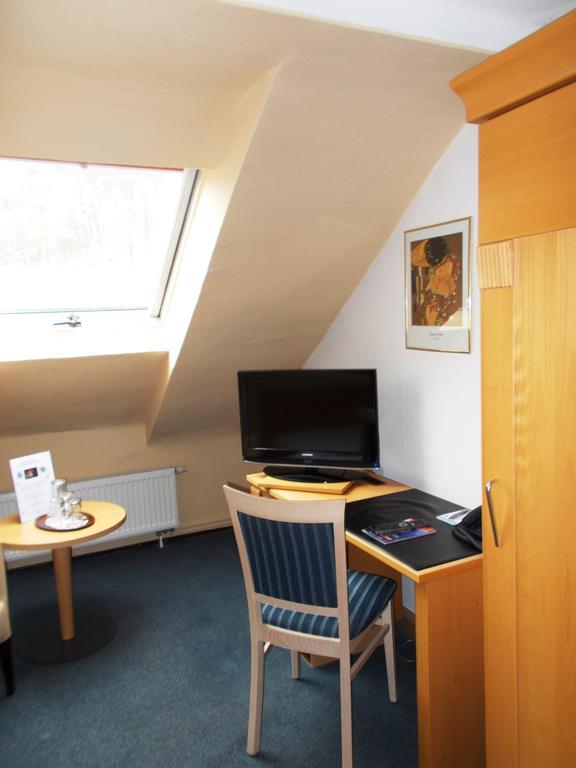 Monteurzimmer Thalfried ルーラ 部屋 写真
