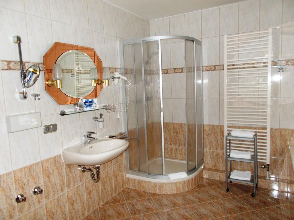 Monteurzimmer Thalfried ルーラ 部屋 写真